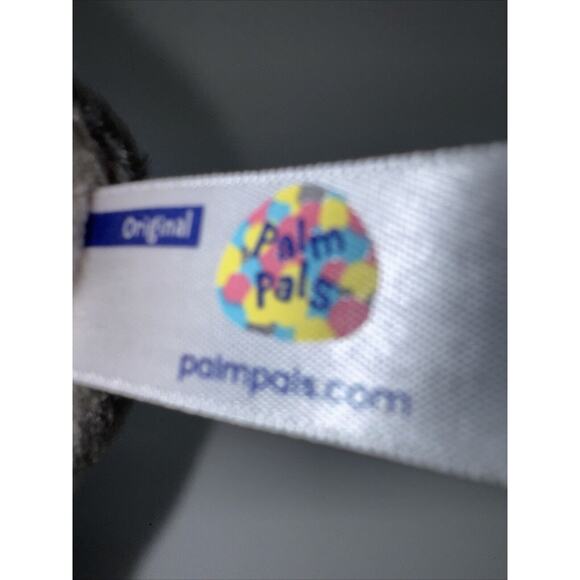 Aurora World‎ Plush - Palm Pals - CHOMPS the Shark (5 inch) - Stuffed Animal Toy - Picture 9 of 10